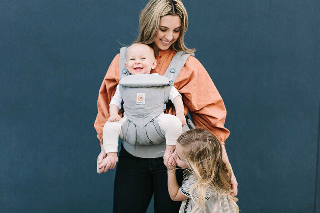 Ergobaby Omni 360 Carrier - Cool Air Mesh Onyx Black | Front & Back