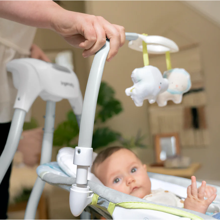 Infantino swing top