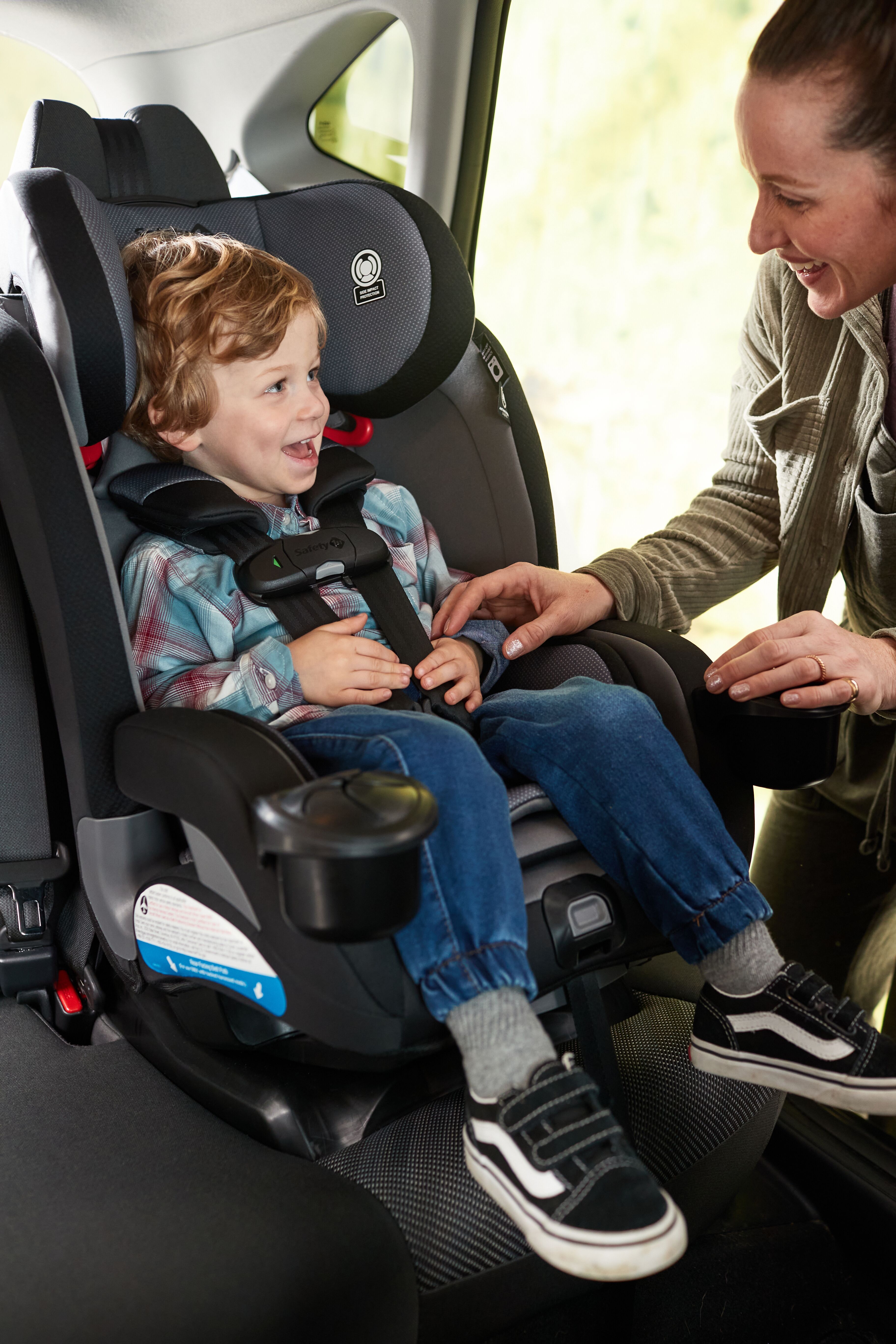 Safety First EverSlim AllinOne Convertible Car Seat High Street