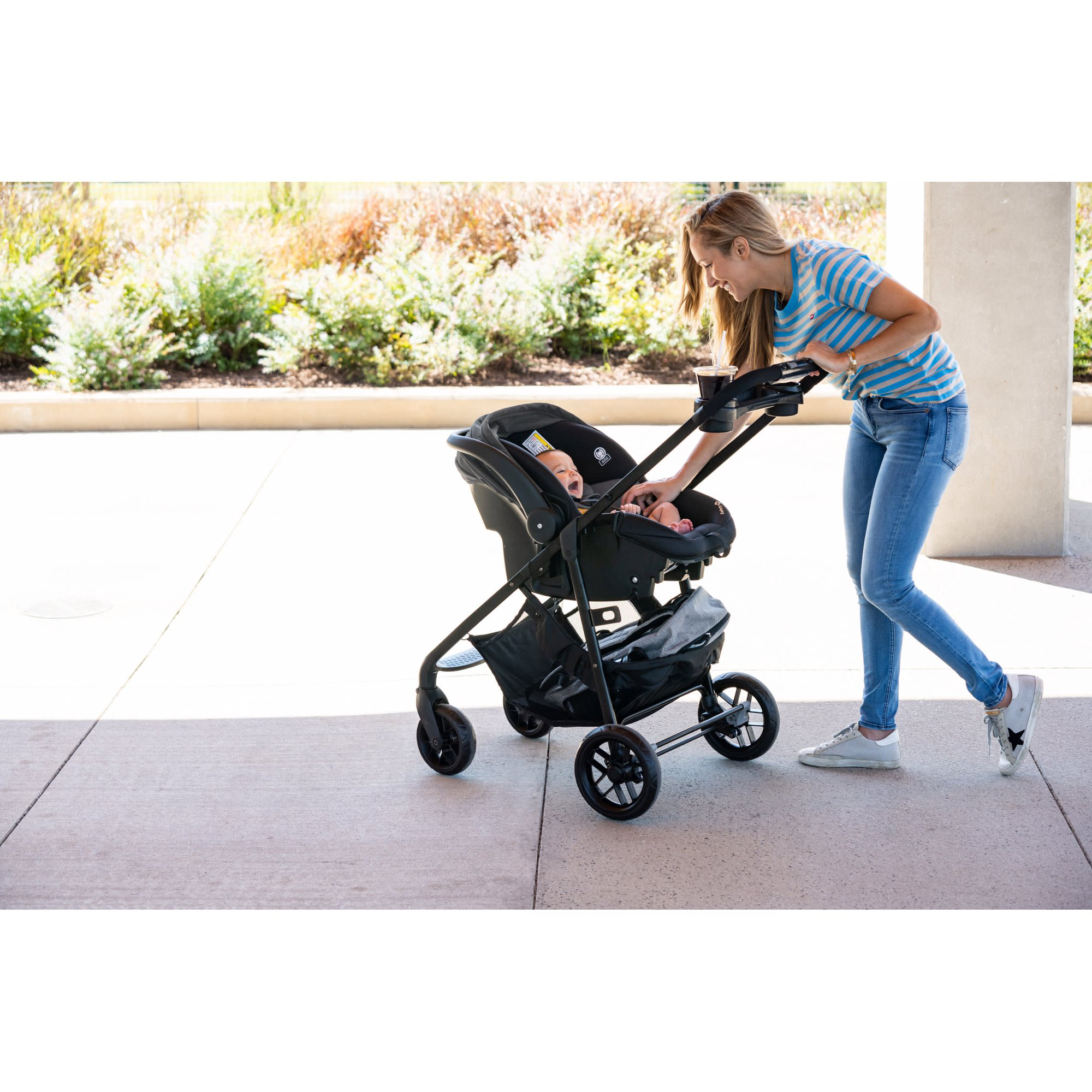 Safety First Grow and Go Sprint 8in1 Travel System 4 Wheel